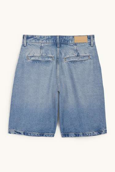 Women - Denim Bermuda shorts - mid-rise waist - denim-light blue