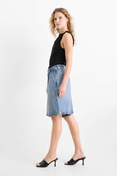 Women - Denim Bermuda shorts - mid-rise waist - denim-light blue