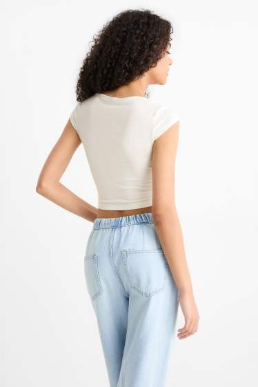 Femei - Tricou crop - alb