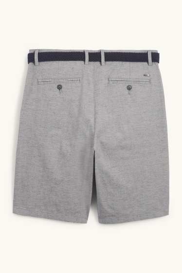 Uomo - Shorts con cintura - grigio