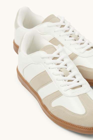 Dona - Sabatilles esportives - pell sintètica - blanc