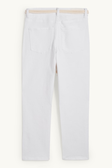 Damen - Crop Slim Jeans mit Gürtel - Mid Waist - weiß