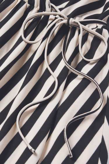 Femmes - Robe portefeuille - à rayures - noir / blanc