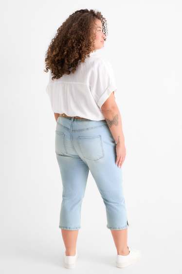 Women - Capri jeans with belt - mid-rise waist - light blue