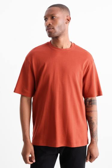 Heren - T-shirt - relaxed fit - bruin