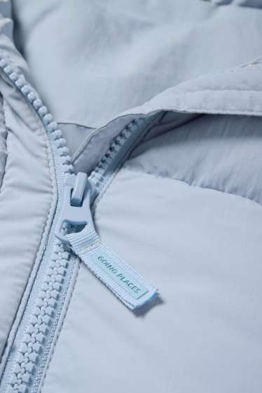 Děti - dívky - Prošívaná vesta s kapucí - z vodoodpudivého materiálu - světle modrá