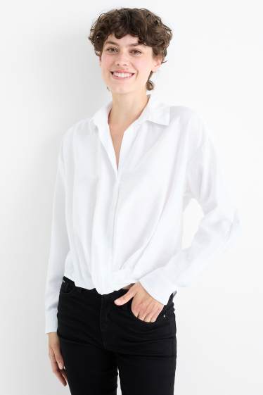 Women - Blouse with knot detail - white
