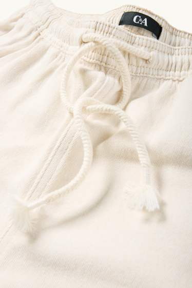 Dames - Korte broek - mid waist - crèmekleurig