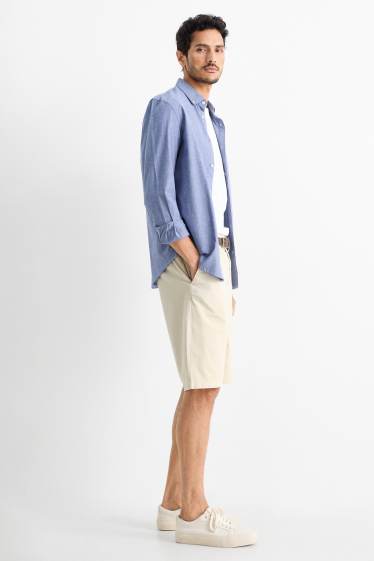 Men - Shorts with belt - light beige