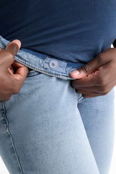 Women - Maternity jeans - slim jeans - LYCRA® - denim-light blue