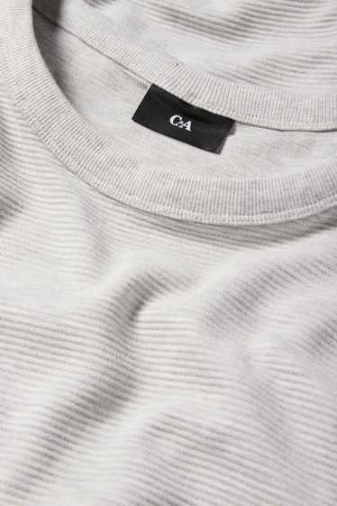 Home - Dessuadora - acanalada - gris clar