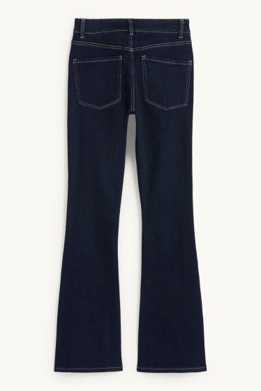 Femmes - Jean à jambe évasée - mid waist - jean bleu foncé