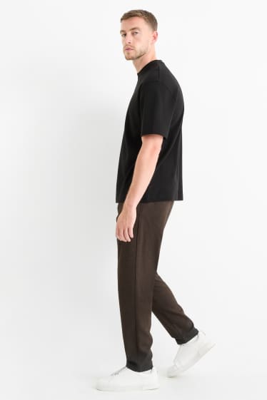 Men - Chinos - tapered fit - textured - dark brown