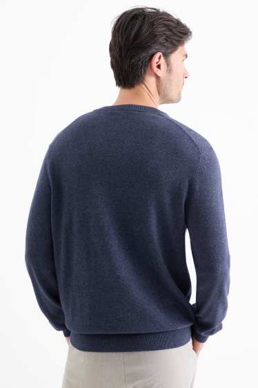 Men - Fine knit jumper - dark blue