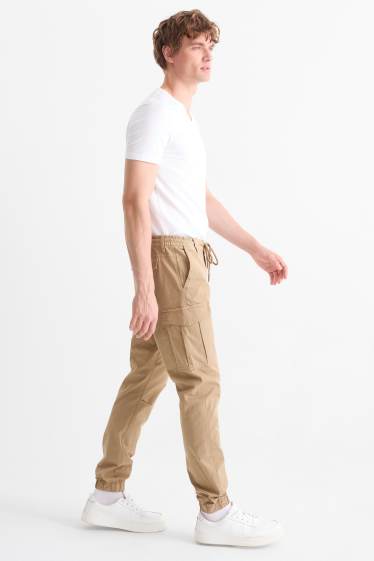 Herren - Cargohose - Tapered Fit - taupe