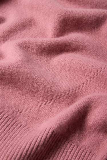 Dámské - Pletený kašmírový svetr - s krátkým rukávem - růžová