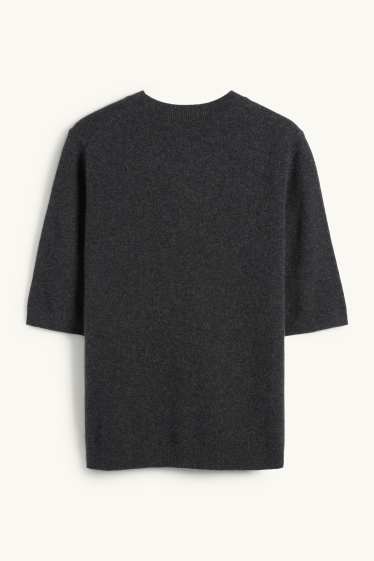 Dámské - Pletený kašmírový svetr - s krátkým rukávem - tmavošedá