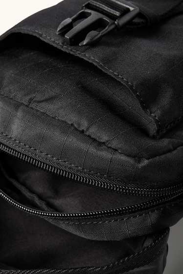 Herren - Umhängetasche - schwarz