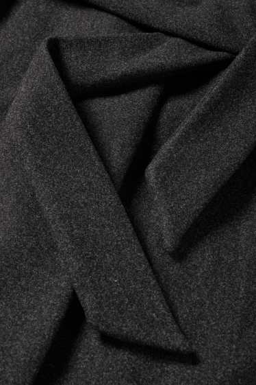 Dona - Abric - gris fosc