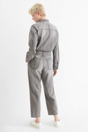 Damen - Jeans-Jumpsuit mit Gürtel - helljeansgrau