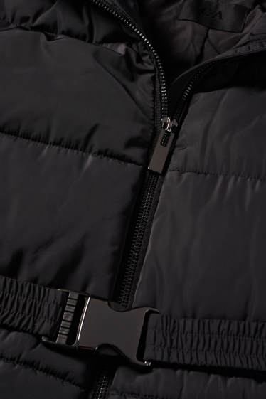 Women - Quilted coat with belt, hood and faux fur trim - black