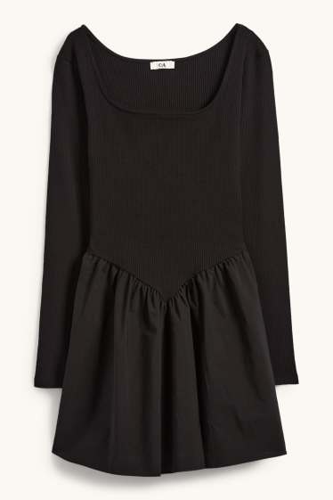Women - A-line dress - black