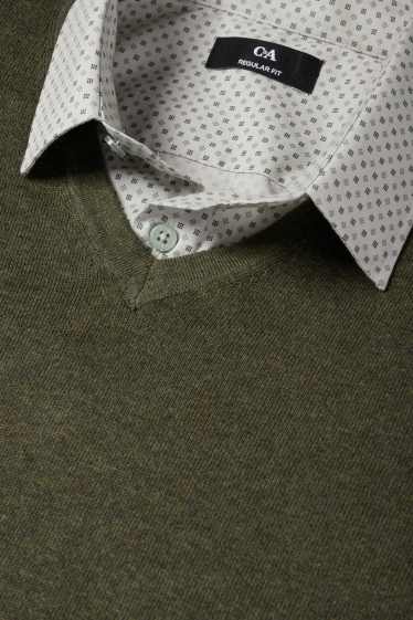 Herren - Set - Pullover mit V-Ausschnitt und Businesshemd - 2 teilig - dunkelgrün