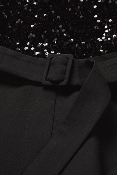 Mujer - Mono con cinturón - negro