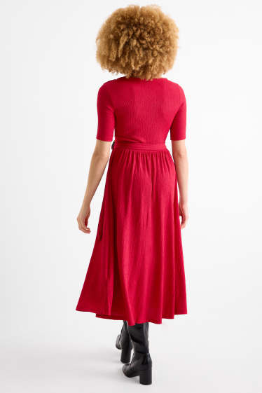 Donna - Vestito fit & flare con cintura - tessuto tramato - rosso