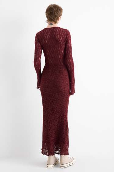 Women - Lace skirt - bordeaux