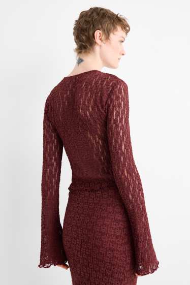 Dámské - Krátké krajkové tričko s dlouhým rukávem - slim fit - bordeaux