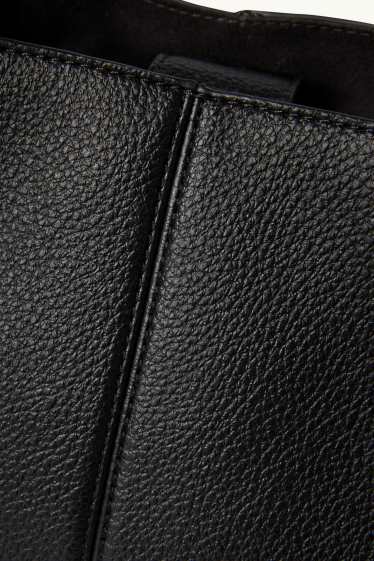 Damen - Kleiner Shopper mit abnehmbarem Taschengurt - Lederimitat - schwarz