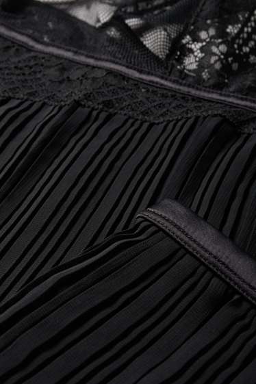 Damen - Plissee-Shorty-Pyjama - schwarz