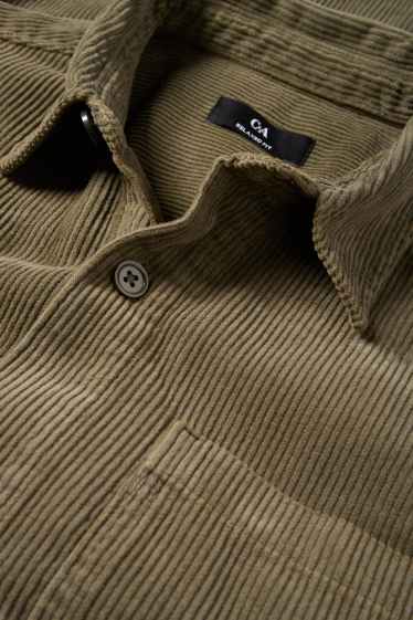 Hommes - Chemise en velours côtelé - relaxed fit - col kent - vert