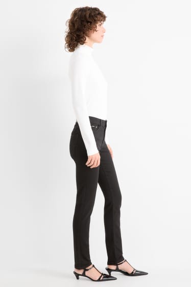 Femmes - Slim jean - mid waist - shaping jean - noir
