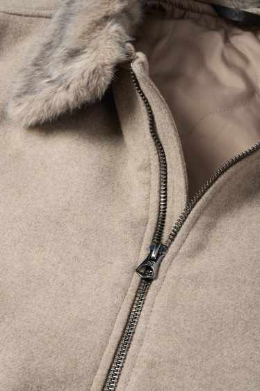 Uomo - Giacca con riporto di ecopelliccia - beige