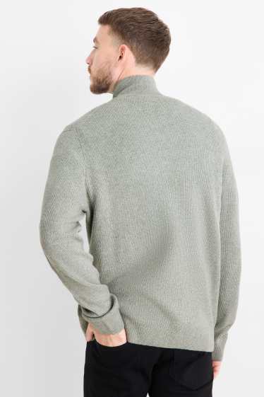 Uomo - Maglione - a coste - grigio chiaro