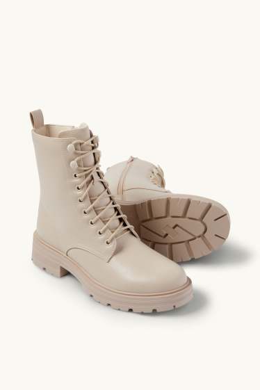 Femmes - Ankle Boots - matière synthétique - beige clair