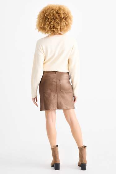 Damen - Minirock - glänzend - havanna