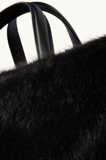 Damen - Kleiner Kunstfell-Shopper mit abnehmbarem Taschengurt - schwarz