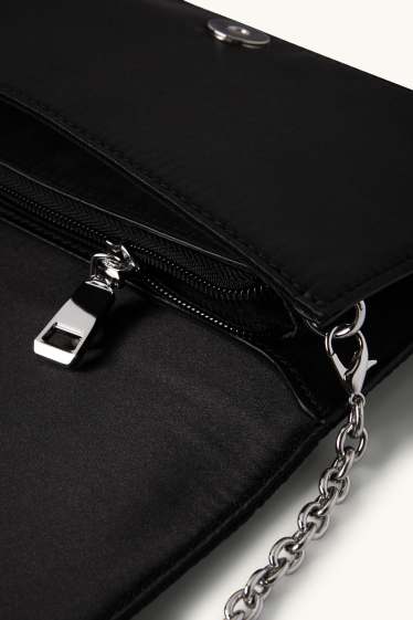 Femmes - Sac à bandoulière en satin et orné de strass - noir