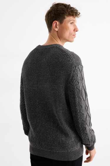Men - Jumper - cable knit pattern - dark gray