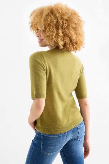 Women - Knitted cashmere jumper - short sleeve - green