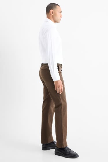 Herren - Chino mit Gürtel - Regular Fit - braun