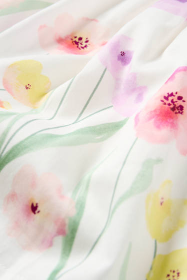 Kinderen: meisjes - Bloem - jurkje - feestelijk - wit