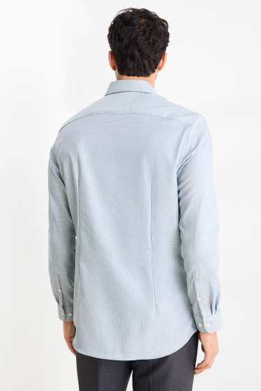 Hommes - Chemise de bureau - slim fit - col cutaway - facile à repasser - bleu clair