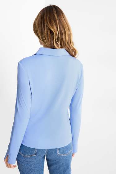 Dona - Brusa de punt - blau clar