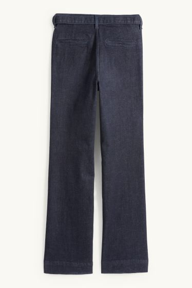 Damen - Flared Jeans mit Gürtel - High Waist - LYCRA® - dunkeljeansblau