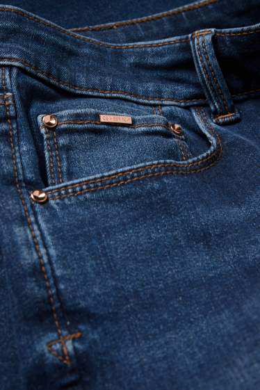 Femei - Skinny jeans - talie medie - jeans modelatori - LYCRA® - denim-albastru