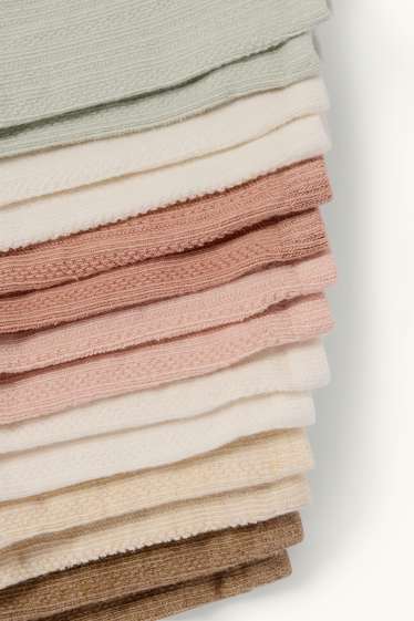 Nadó nena - Paquet de 7 - mitjons per a nadó - texturat - verd clar